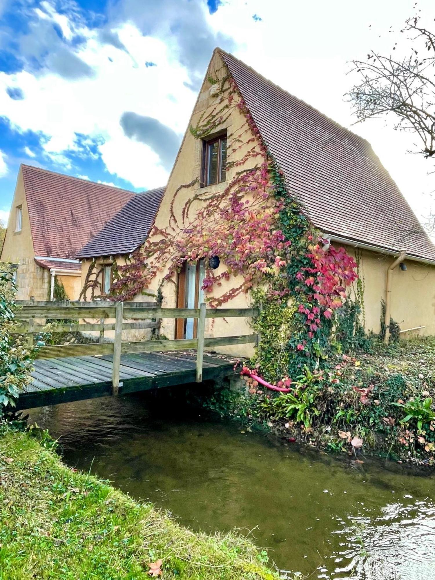 Вилла Le Moulin Aux Ans Archignac Экстерьер фото