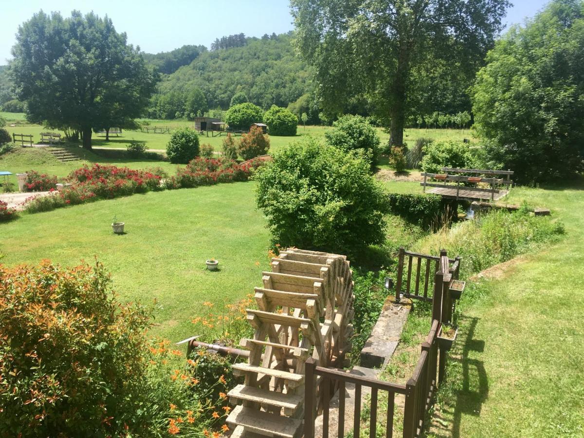 Вилла Le Moulin Aux Ans Archignac Экстерьер фото